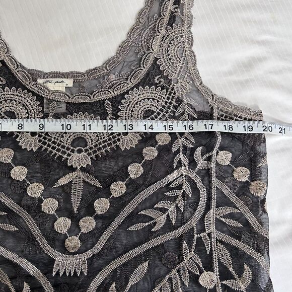 Ultra Pink Black Mesh Embroidered Tank Top Metallic Sheer Boho Festival Large - Picture 8 of 9